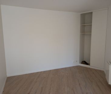 Appartement - 1 pièce - 39 m² - Laval - Photo 2