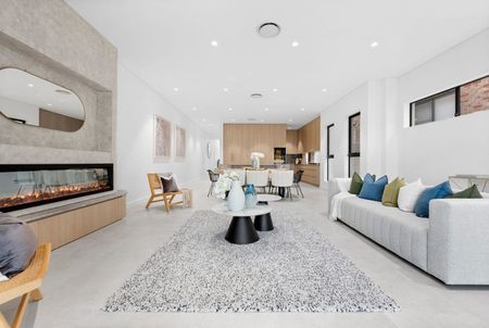 Brand New 5 Bedroom Duplex - Photo 2