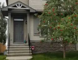 Cozy 1500 Sq Ft Duplex in Coventry Hills | Calgary - Photo 1