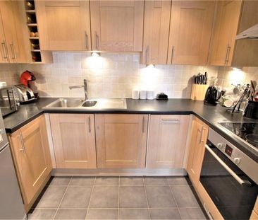 2 bedroom apartment to rent - Photo 5