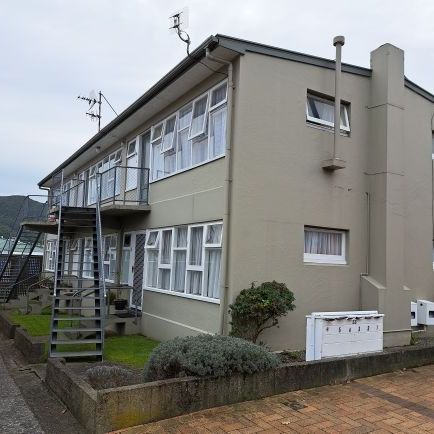 Cosy 1 bedroom in Upper Hutt CBD - Photo 1