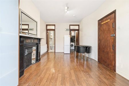 Studio to rent - Photo 5