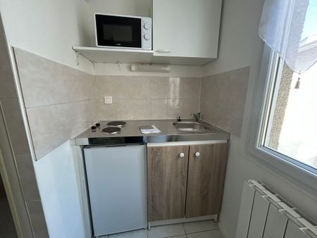 Location Appartement 1 pièce 9m² REIMS 51100 - Photo 4