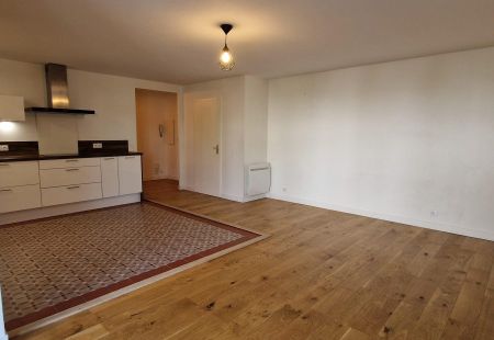 Appartement T3 à GRENOBLE - Photo 3