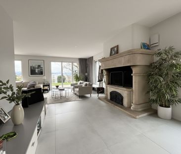 Beautiful villa with large garden in residential area in Penthalaz - Photo 6