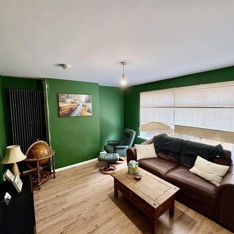 35 Glenallen Street, Belfast, BT5 4HT - Photo 1