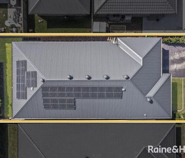 Stunning Family Home - Photo 3