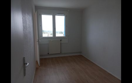 Location Appartement 4 pièces 62 m² La Châtre - Photo 3