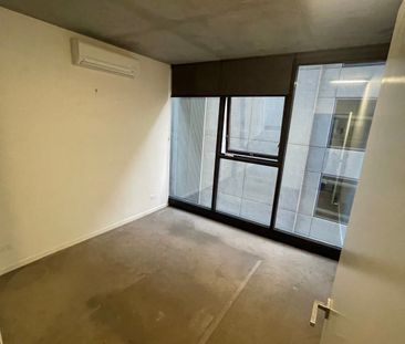 St Kilda Road - Photo 2