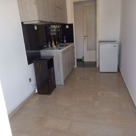 Studio/Γκαρσονιέρα για ενοικίαση Κέντρο (Λάρισα) - Photo 2