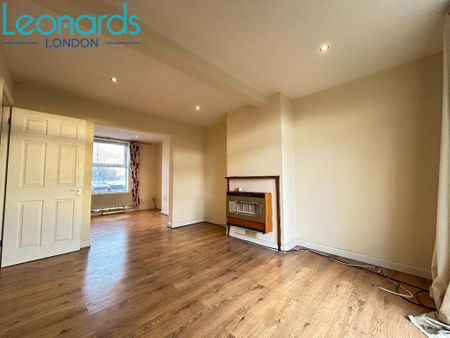 3 bedroom terraced house to rent - Photo 2