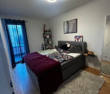 Sehr hochwertige 2-Zimmer-Wohnung mit idealer Raumaufteilung in seh... - Foto 1