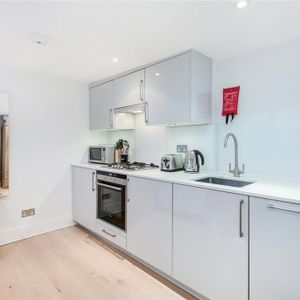 Studio to rent - Photo 2