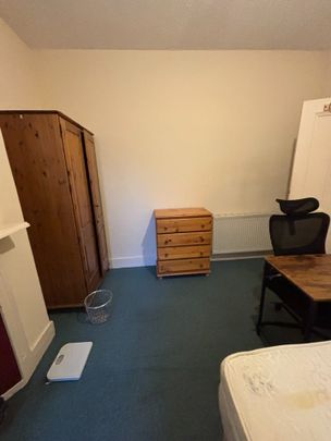 1 Bed Flat, Cricklewood, NW2 - Photo 1