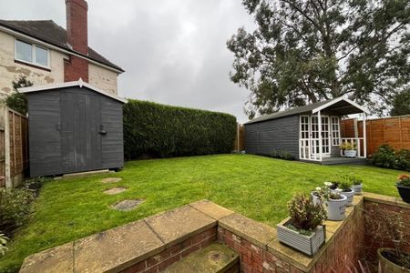 Woollin Avenue - Photo 2