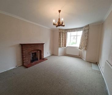 4 bedroom detached house to rent - Photo 4