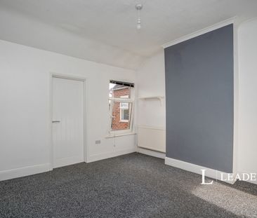 2 bedroom house to rent Gordon Road, Fareham, PO16 - Photo 1