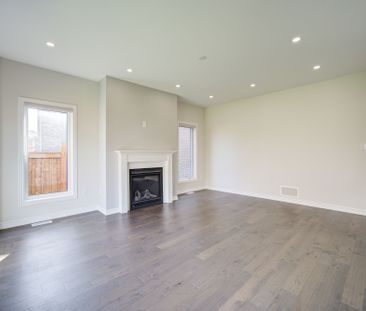 For Lease - 18 Kenneth Ross Crescent, East Gwillimbury, Ontario - Photo 4