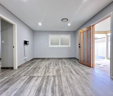 Modern & Spacious Two-Bedroom Home in Prime Fairfield Location - Photo 4