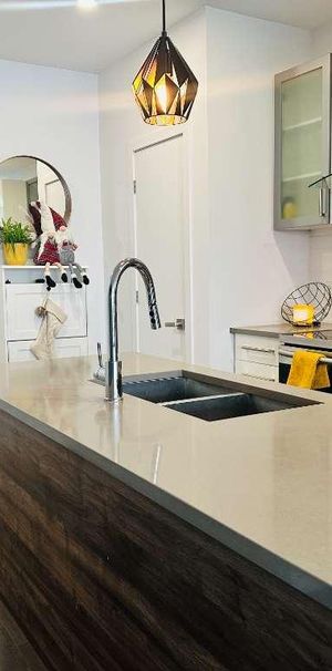 Condo 4 1/2 à louer - Photo 1