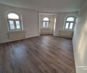 große 3 Zimmer Wohnung schöner Altbau DG - Photo 1