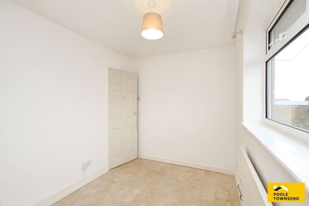 Redoak Avenue , Barrow-In-Furness , Cumbria , LA13 0LE - Photo 2