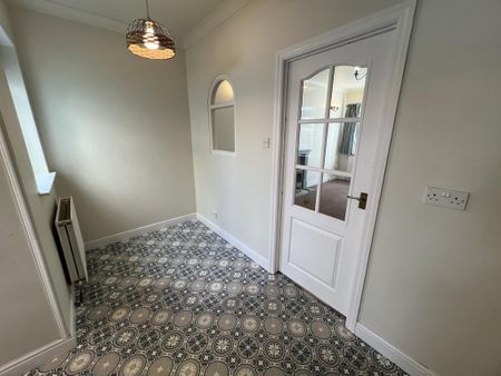 2 bedroom terraced house to rent - Photo 4