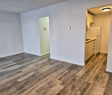 For Lease - 576 Mary Street Unit# 103, Whitby, Ontario - Photo 5