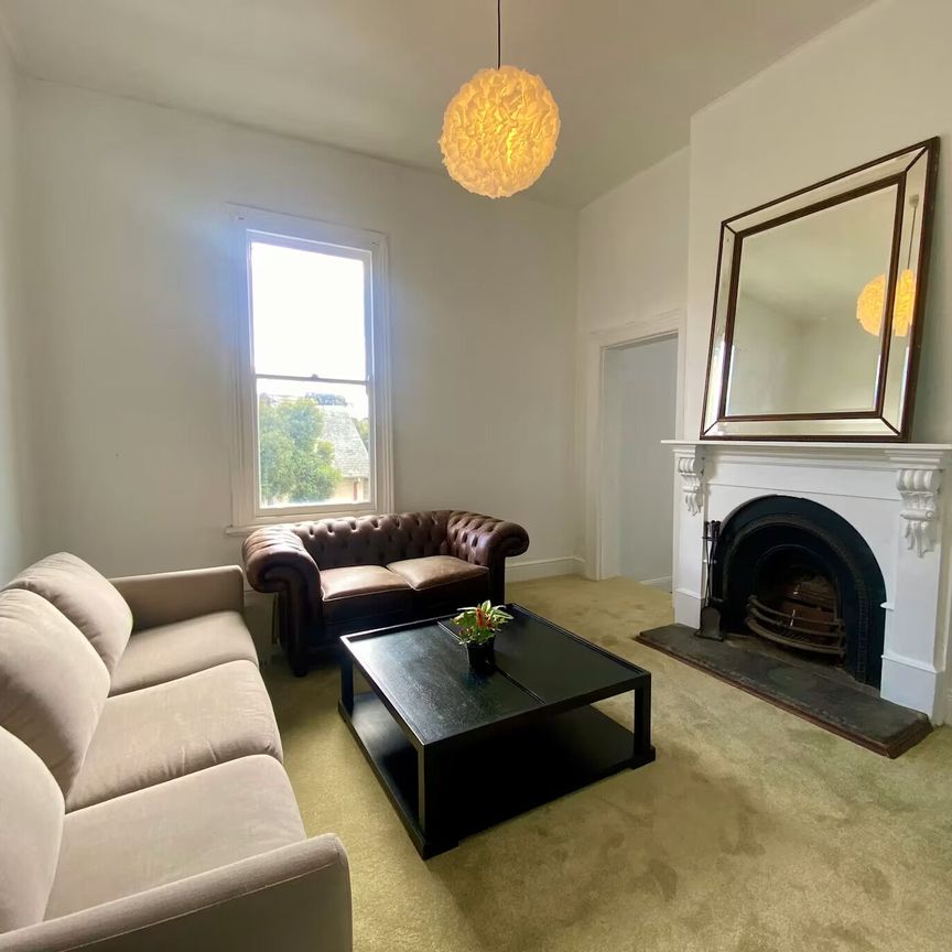 Carlton North - Photo 1