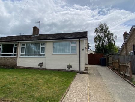 4, Holmlea Close - Photo 4