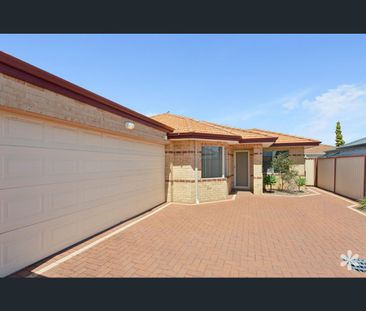 55B Eastbourne Crescent, Nollamara, WA 6061 - Photo 5