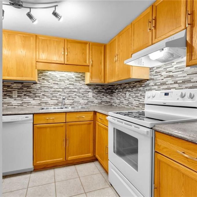 For Lease - 1510 Richmond Street Unit# 405, London North, Ontario - Photo 1