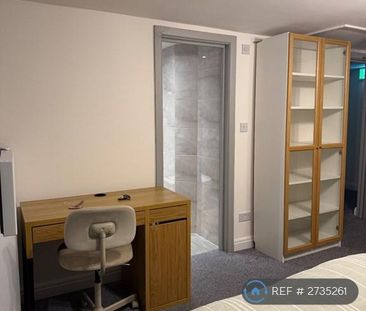 1 bedroom in a house share to rent - Photo 5