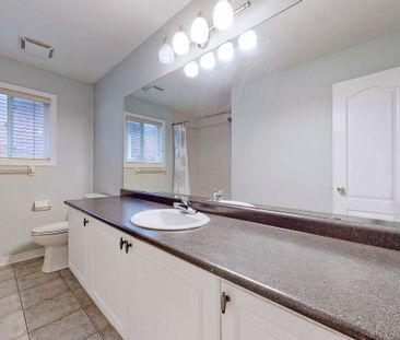 For Lease - 10 Pears Court Unit# Upper, Clarington, Ontario - Photo 3