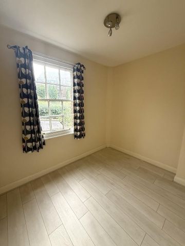 3 bedroom terraced house to rent - Photo 2