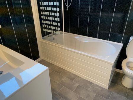 3 bedroom property to rent - Photo 5