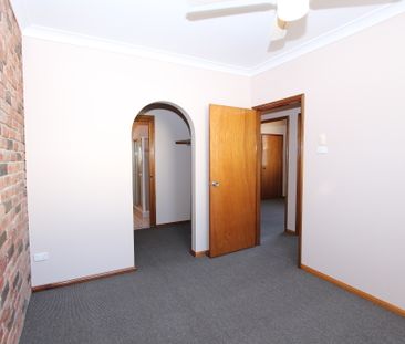 3 Bedroom Duplex In Great Position - Photo 5