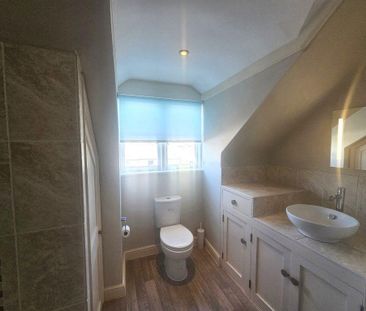 2 bedroom flat to rent - Photo 6