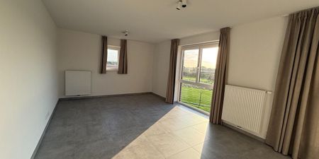 Appartement te huur in Mourcourt voor € 1.050 met 2 slaapkamers - Photo 2
