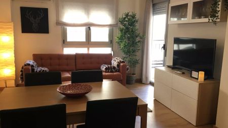 Charming 3-bedroom apartment with balcony for rent near Metro in Camins al Grau - Foto 4
