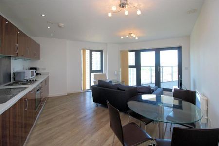 2 bedroom apartment to rent - Photo 2