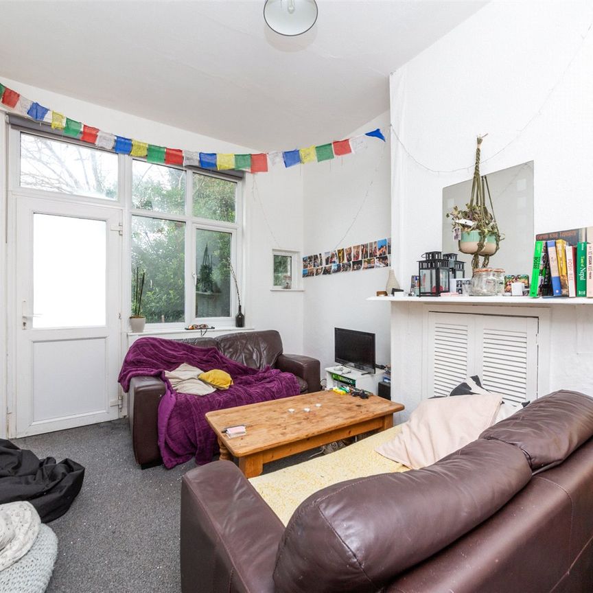 4 bedroom terraced house to rent - Photo 1