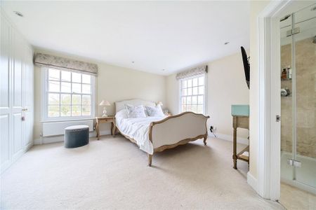 6 bedroom detached house to rent - Photo 4