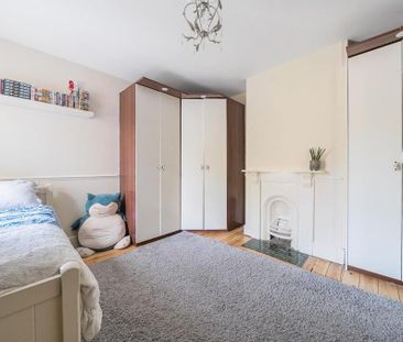 4 bedroom detached house to rent - Photo 1