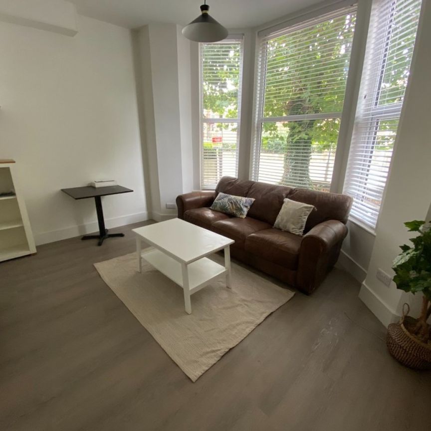 3 bed Apartment for Rent - Photo 1