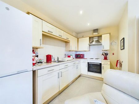 2 bedroom apartment to rent - Photo 5