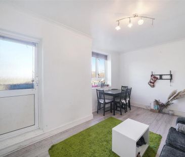 2 bedroom property to rent - Photo 2