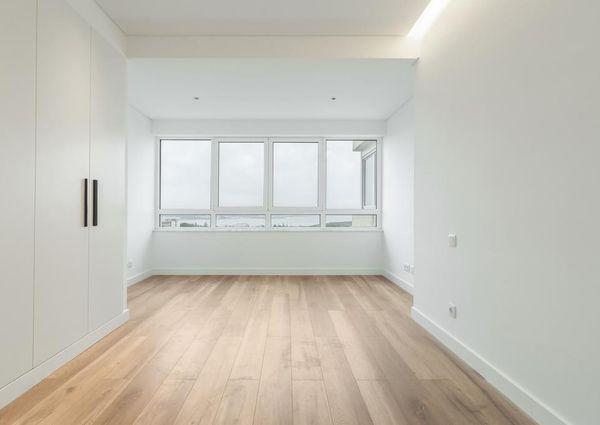 4 Bedroom Apartment with a view, Restelo, Lisboa