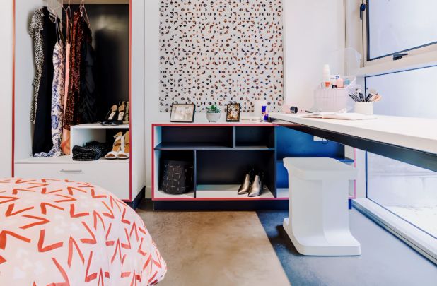 Standard Room in 4-Bed Apartment - Photo 1