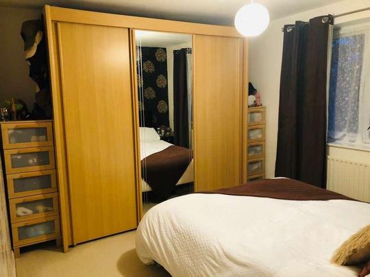 Milner Road, Caterham, Surrey, CR3 - Photo 1